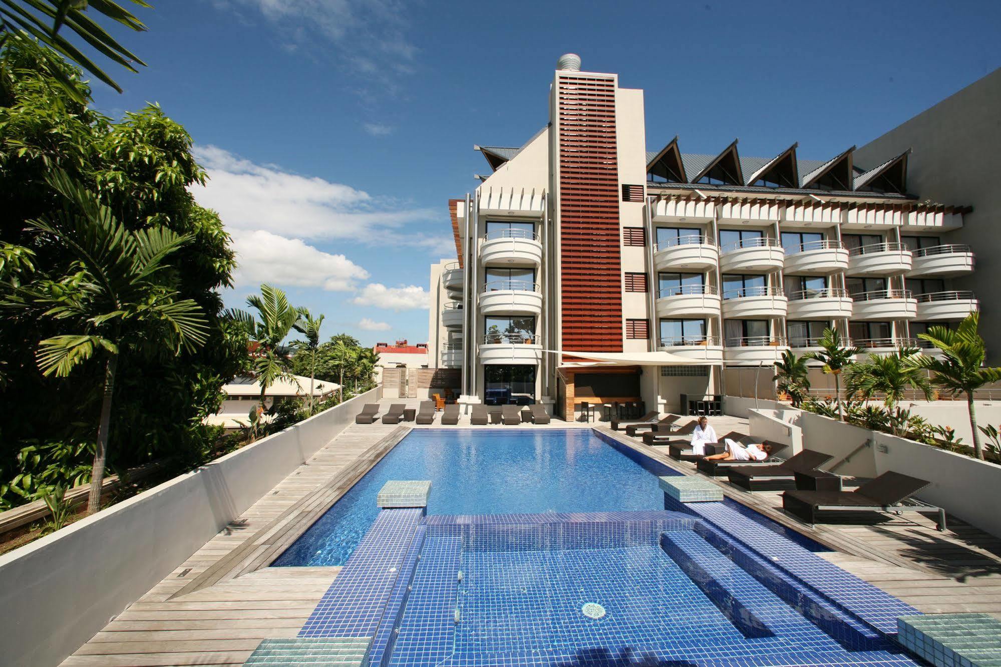 Hotel Tahiti Nui Папеэте Экстерьер фото